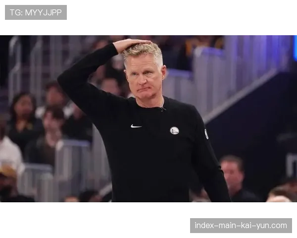 科尔长轮换策略遭球迷质疑 替补追分不让库里上场背后的赛季规划 科尔长轮换策略遭球迷质疑 替补追分不让库里上场背后的赛季规划