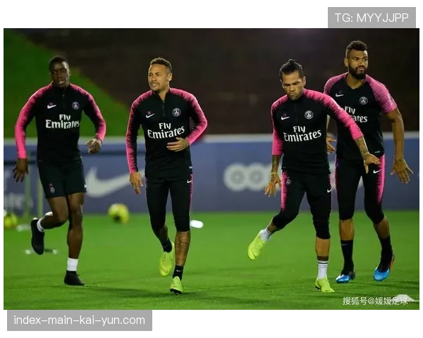 阿约克头球梅开二度建功 布雷斯特爆冷击败马赛延续不败